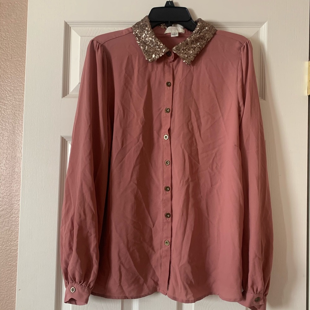 Forever 21 Plus- Dusty rose sequin color top